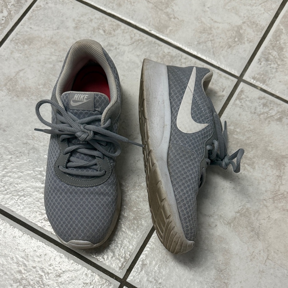 Nike gray Roche sneakers